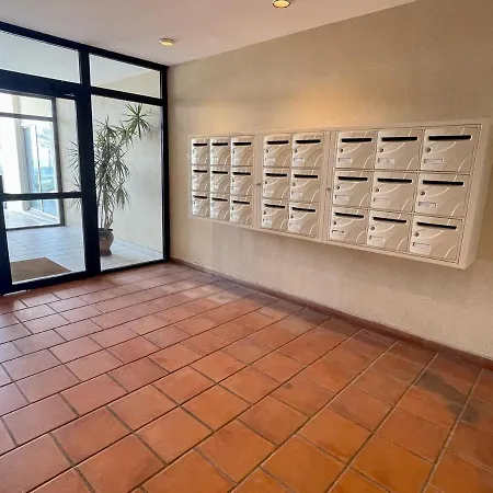 Apartment Avec Parking, - Fr-1-748-2 Canet-en-Roussillon